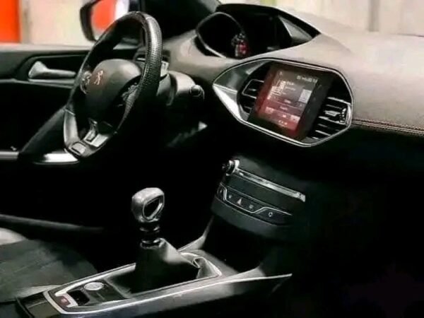 Peugeot 308 – Image 9