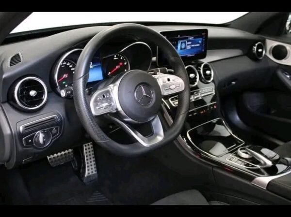 Mercedes-Benz C 200 – Image 13