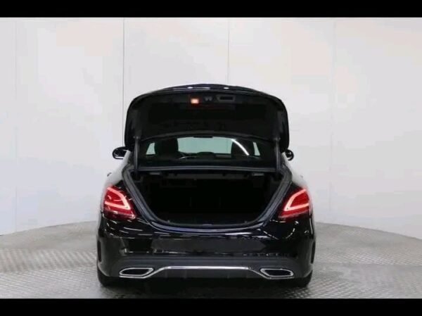 Mercedes-Benz C 200 – Image 14