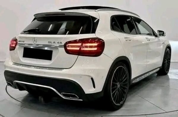 Mercedes Gla 45 Mercedes-AMG – Image 11