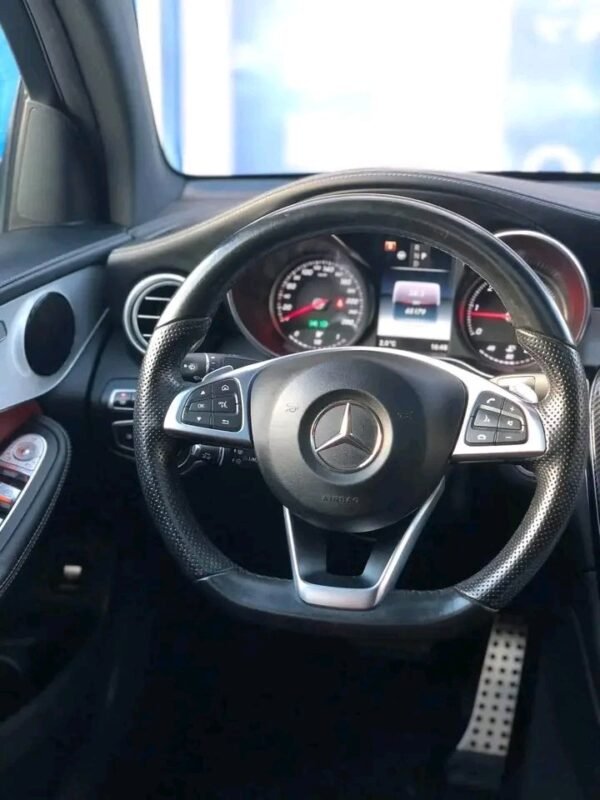Mercedes-Benz GLC COUPE 220d – Image 4