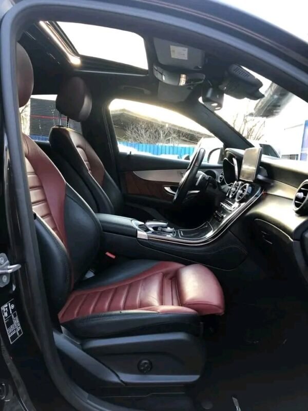 Mercedes-Benz GLC COUPE 220d – Image 11