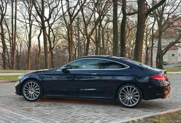 Mercedes-Benz C300 d 4MATIC – Image 5