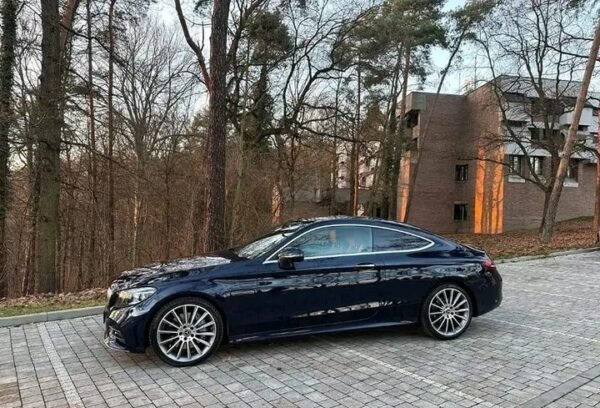 Mercedes-Benz C300 d 4MATIC – Image 3
