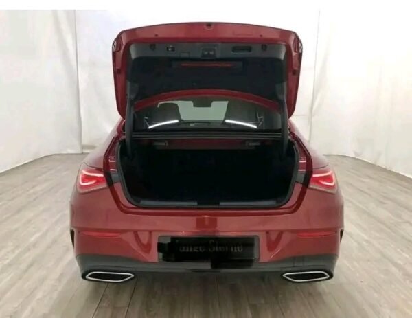 Mercedes-Benz CLA 200 AMG – Image 11
