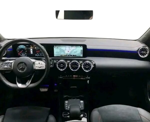 Mercedes-Benz CLA 200 AMG – Image 6