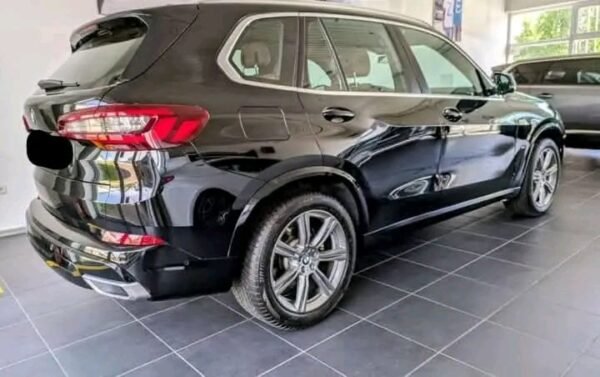 BMW X5 2.0 - Image 33