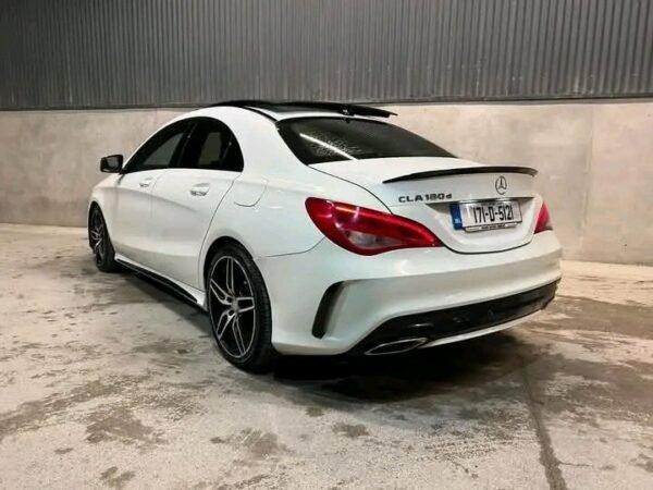 MERCEDES CLA 180 AMG SPORT 1.5 DIESEL – Image 14