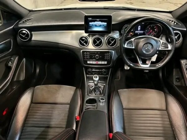 MERCEDES CLA 180 AMG SPORT 1.5 DIESEL – Image 5