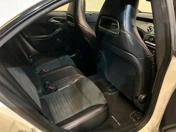 MERCEDES CLA 180 AMG SPORT 1.5 DIESEL – Image 13