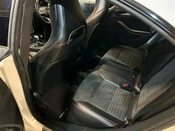 MERCEDES CLA 180 AMG SPORT 1.5 DIESEL – Image 9