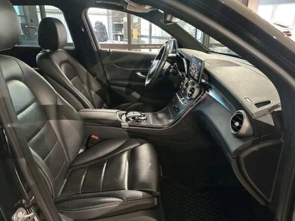 Mercedes-Benz GLC – Image 21