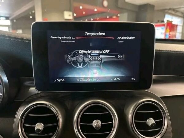 Mercedes-Benz GLC – Image 17