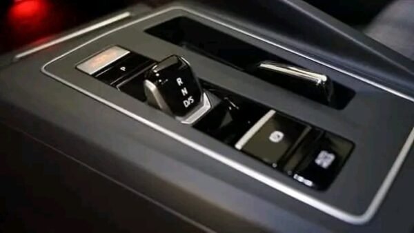 Volkswagen Golf VIII – Image 3