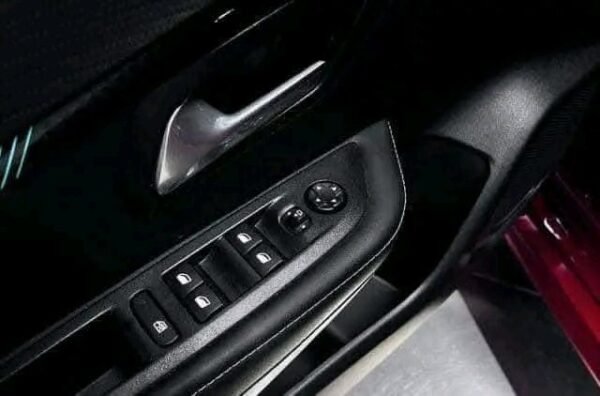 Peugeot 208 Allure 1.2 – Image 19
