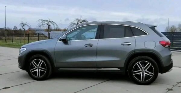 Mercedes-Benz GLA 2.0 – Image 33