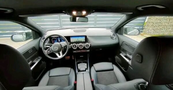 Mercedes-Benz GLA 2.0 – Image 20