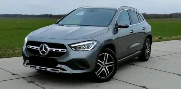 Mercedes-Benz GLA 2.0 – Image 2