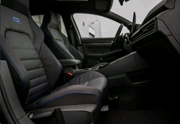 Volkswagen Golf 2.0 – Image 16