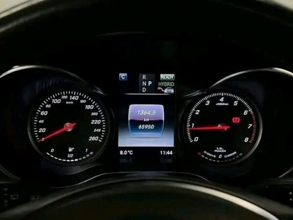 Mercedes-Benz GLC 350e – Image 7
