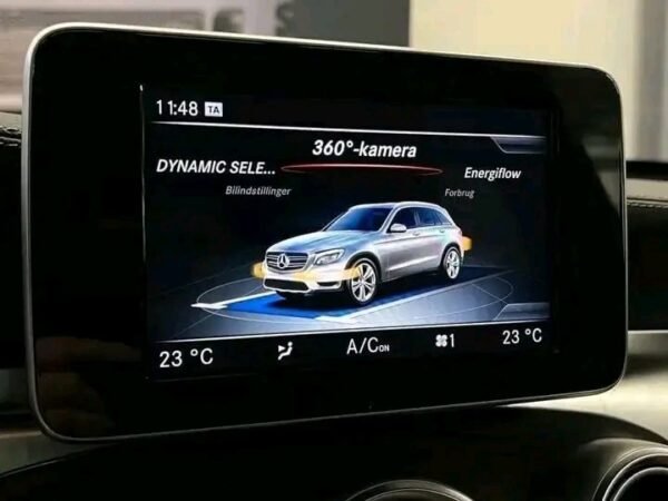 Mercedes-Benz GLC 350e – Image 12