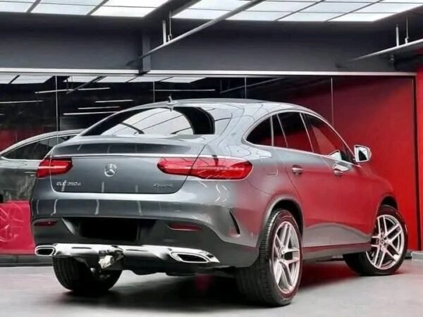 MERCEDES-BENZ GLE 350d Coupé AMG – Image 8