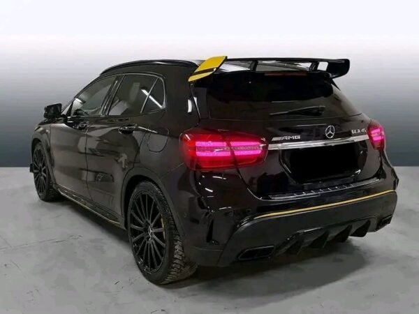 Mercedes-Benz GLA AMG 45/2.0 – Image 16