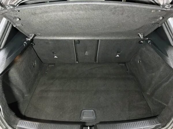Mercedes-Benz A180 – Image 35