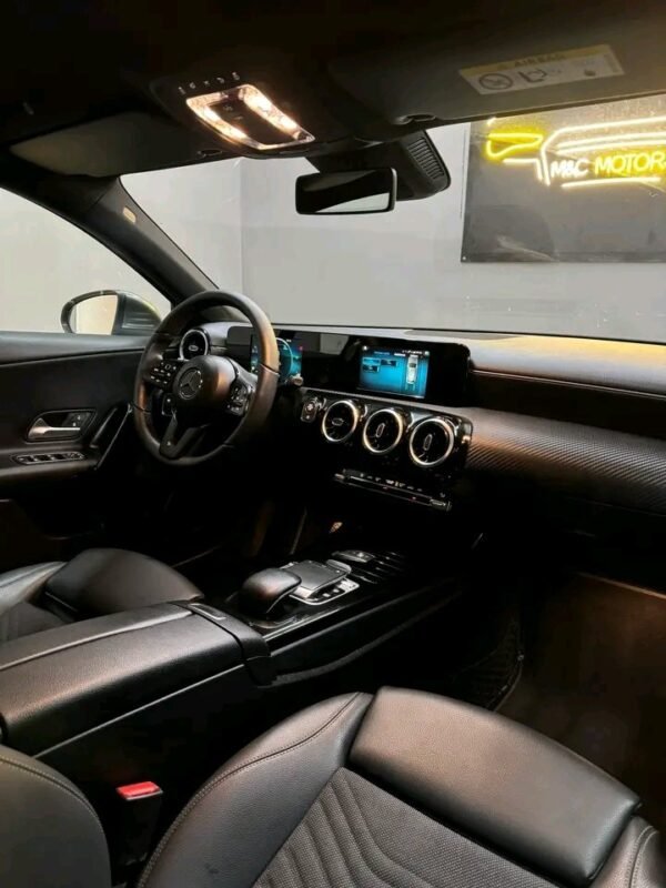 Mercedes-Benz A180 – Image 26