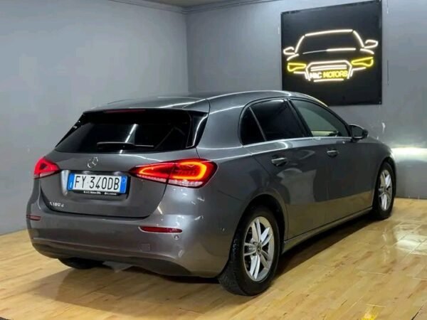Mercedes-Benz A180 – Image 13