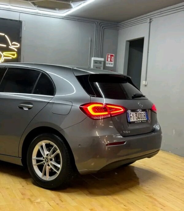 Mercedes-Benz A180 – Image 11