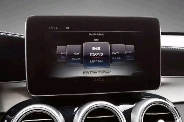 Mercedes-Benz GLC Coupe 350e 4Matic – Image 7