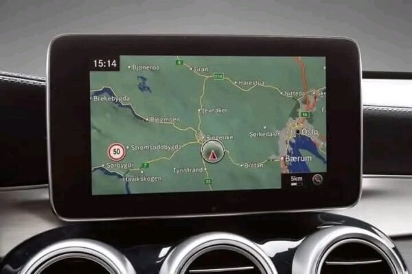 Mercedes-Benz GLC Coupe 350e 4Matic – Image 23
