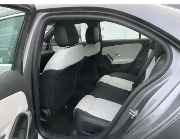 Skoda Karoq Sportline 1.5 TSI 110 kW DSG / 150 ch / 2024 / Automatique / essence / 8450 km ( certifié) – Image 2