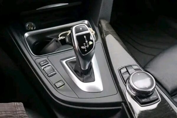 BMW 3 Series 2.0 / 320d / M Sport / X Drive – Image 2