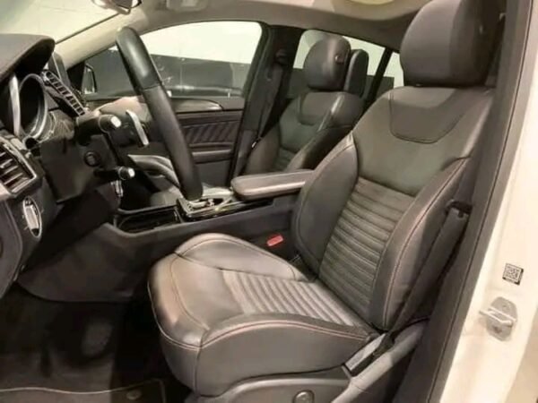 Mercedes Gle Coupe 450 Amg - Image 9