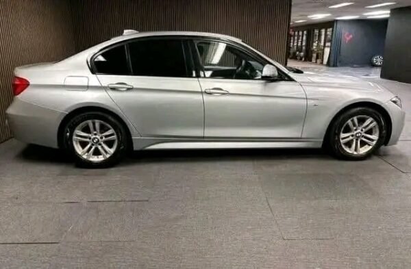 BMW 3 Series 318D / xDrive / M-sport - Image 8