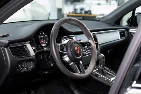 Porsche Macan GTS I Bose I Pano I Sport AGA I PASM I LED – Image 5
