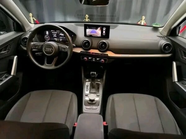Audi Q2 35 TDI quattro Aut. STANDHEIZUNG NAVI LED – Image 7