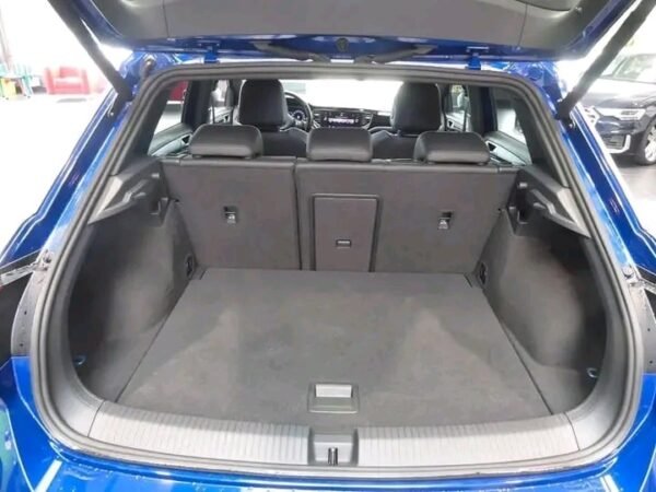 Volkswagen T-Roc 2.0 TSI OPF 4MOTION DSG R 8-fach Navi PDC – Image 3