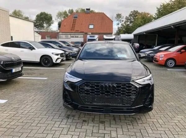 Audi Q3 40 TDI Sportback 2x S Line Pano Matrix Sonos / 200 hp / 2022 / Automatic / Diesel / 89,700 km (certified)