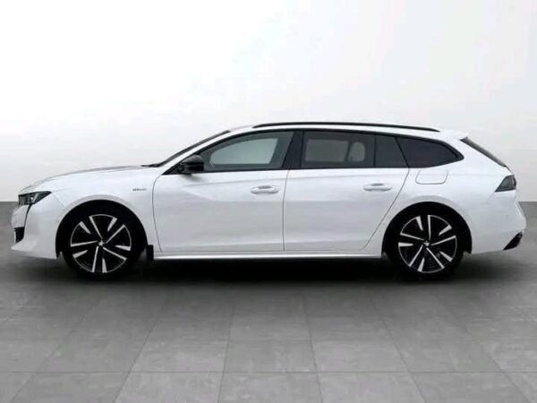 Peugeot 508 SW GT Plug-in hybrid – Image 17
