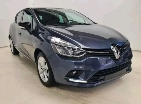 Renault Clio – Image 11