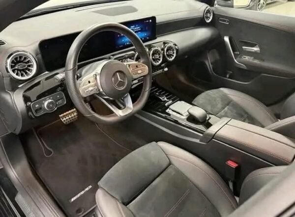 Mercedes-Benz CLA – Image 11