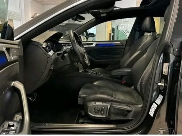 Volkswagen Arteon R-Line – Image 17