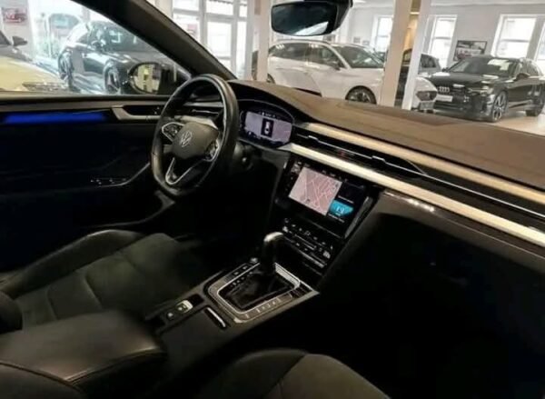 Volkswagen Arteon R-Line – Image 12