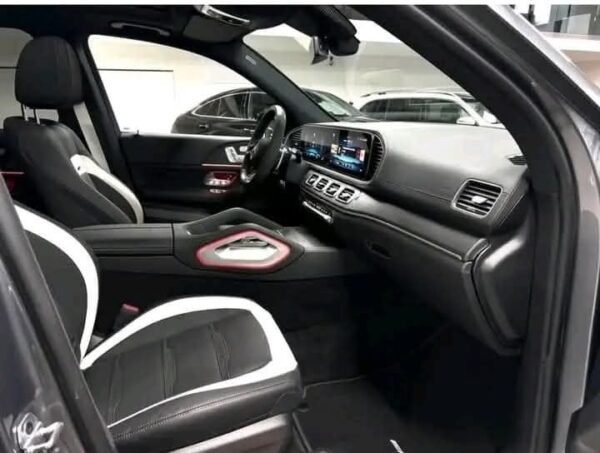 Mercedes-Benz GLE – Image 20