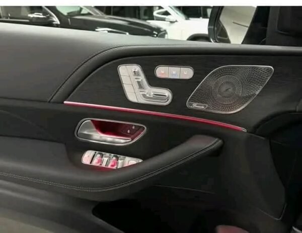 Mercedes-Benz GLE – Image 13
