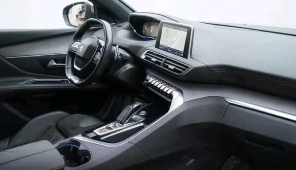 PEUGEOT 3008 – Image 14