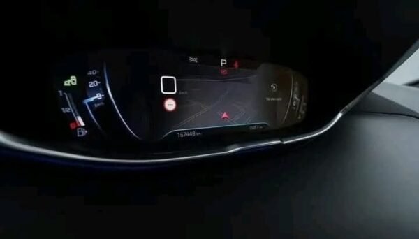 PEUGEOT 3008 – Image 2